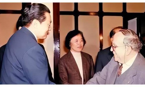 羧甲司坦片百度百科专区_羧甲司坦颗粒功效和作用专区_羧甲司坦颗粒作用功效网